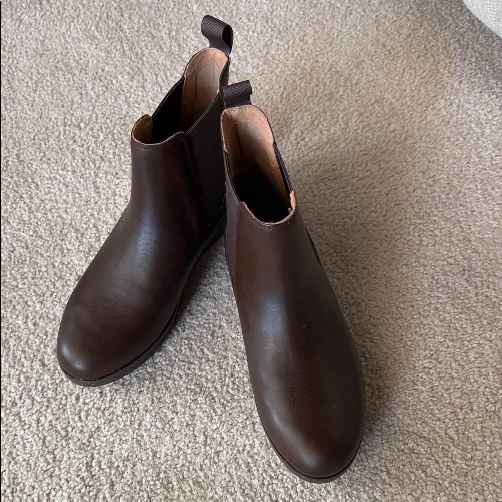 Women’s FitFlop Leather Chelsea Boots